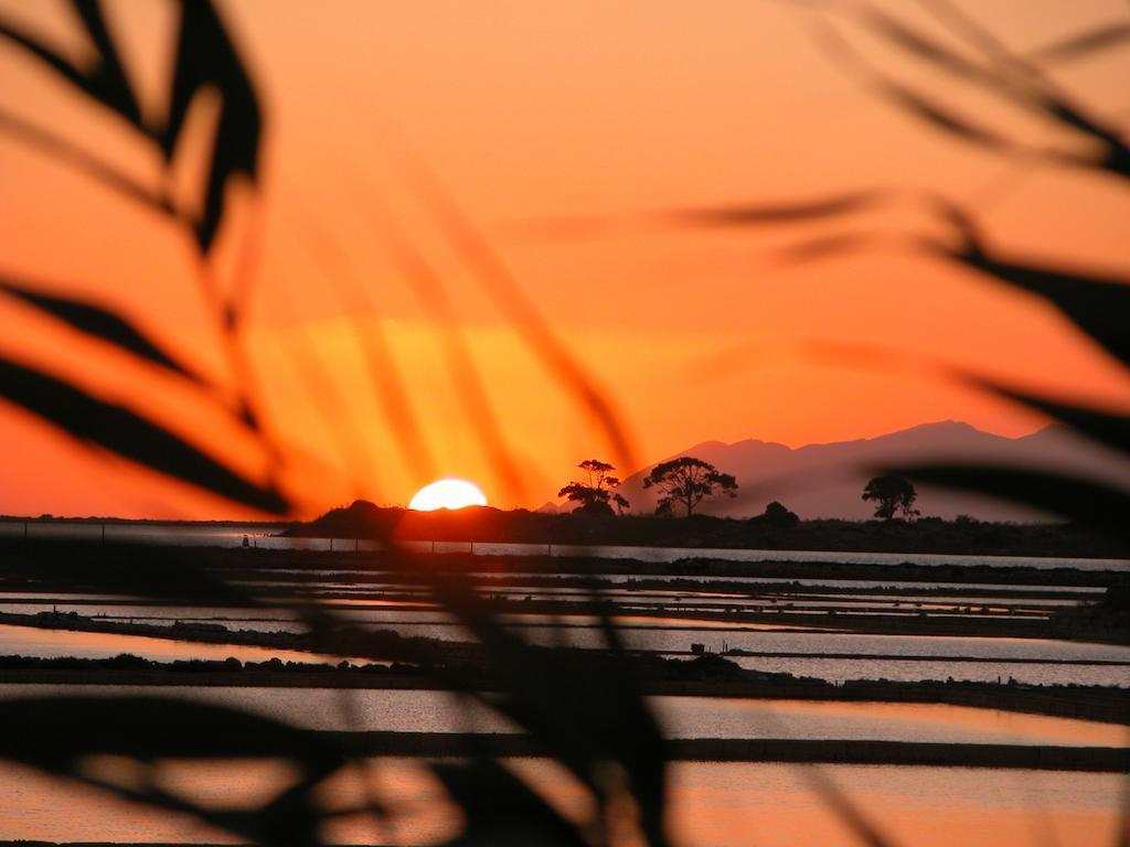 Sunrise Stagnone - Kitesurf Spot Bed and Breakfast Μαρσάλα Δωμάτιο φωτογραφία
